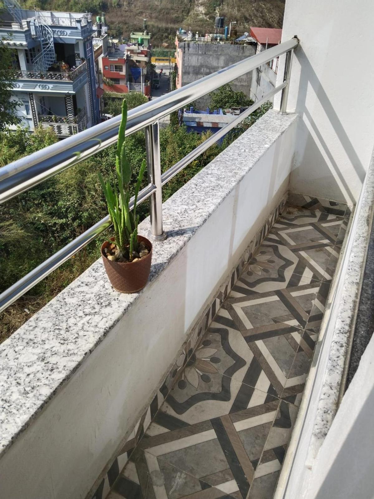 Kathmandu Airport View Hotel And Lodge Dış mekan fotoğraf